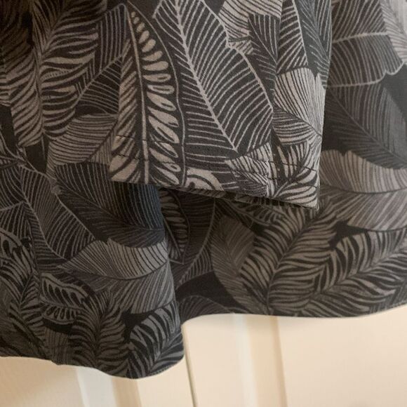 HANG TEN, long sleeve with UPF 50 protection, like new - Picture 4 of 13